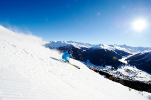 SKIING